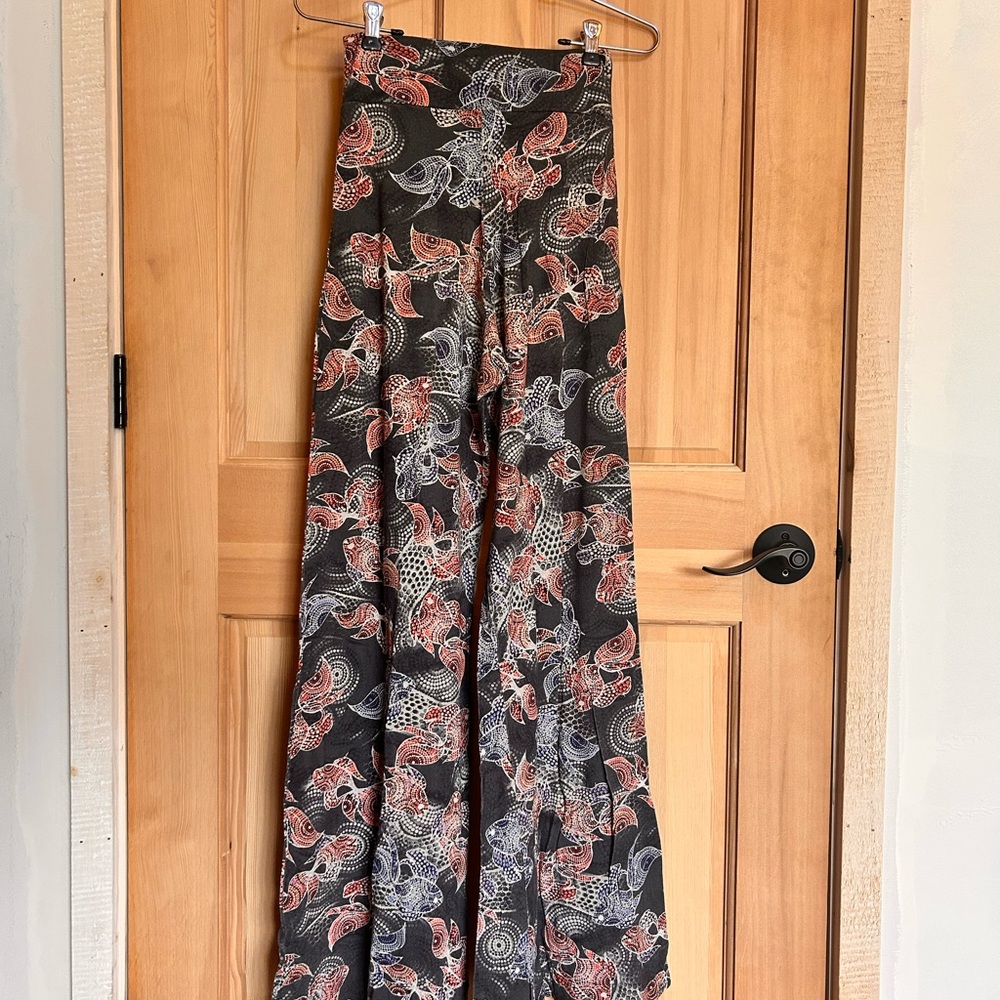 Fish 🐠 Wide-Leg Pants